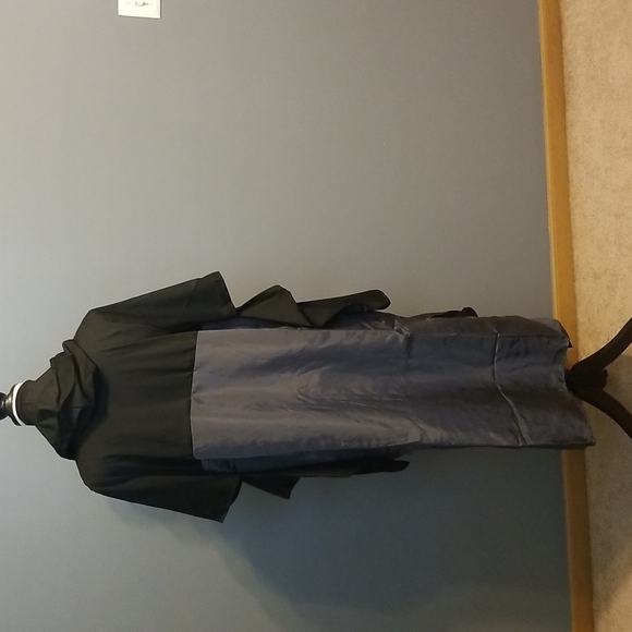 Hooded Dress - Picture 2 of 6